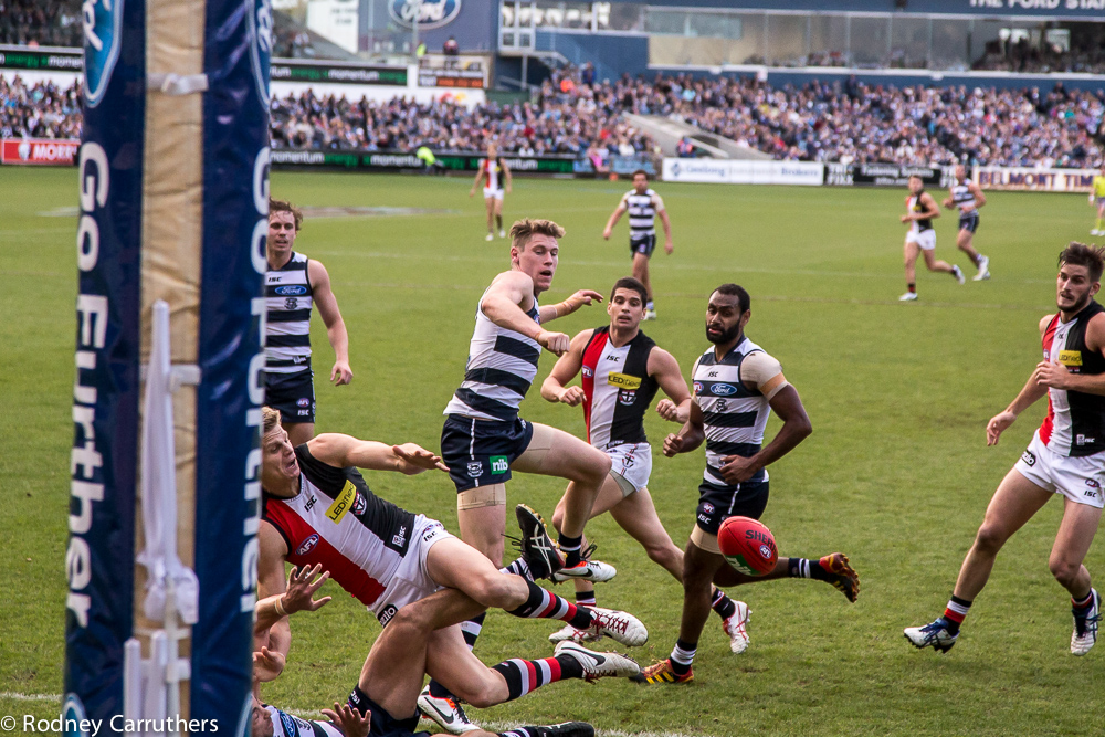 15th June 2014 - Geelong v St Kilda - St Kilda trying to defend.
