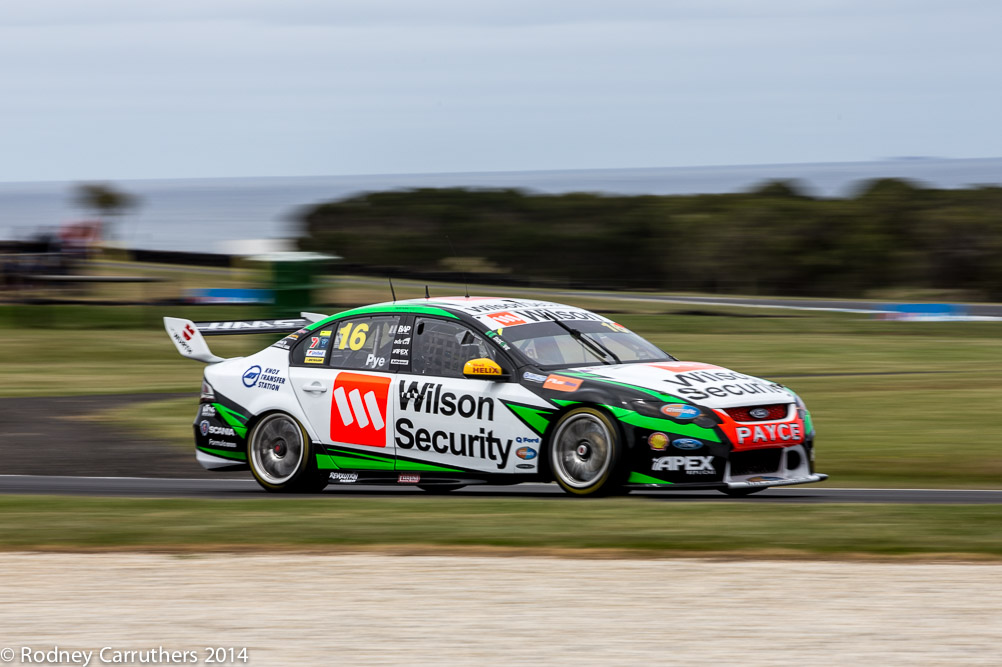 15th November, 2014 - V8 Supercars at Phillip Island