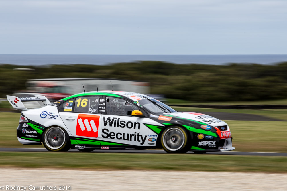 15th November, 2014 - V8 Supercars at Phillip Island